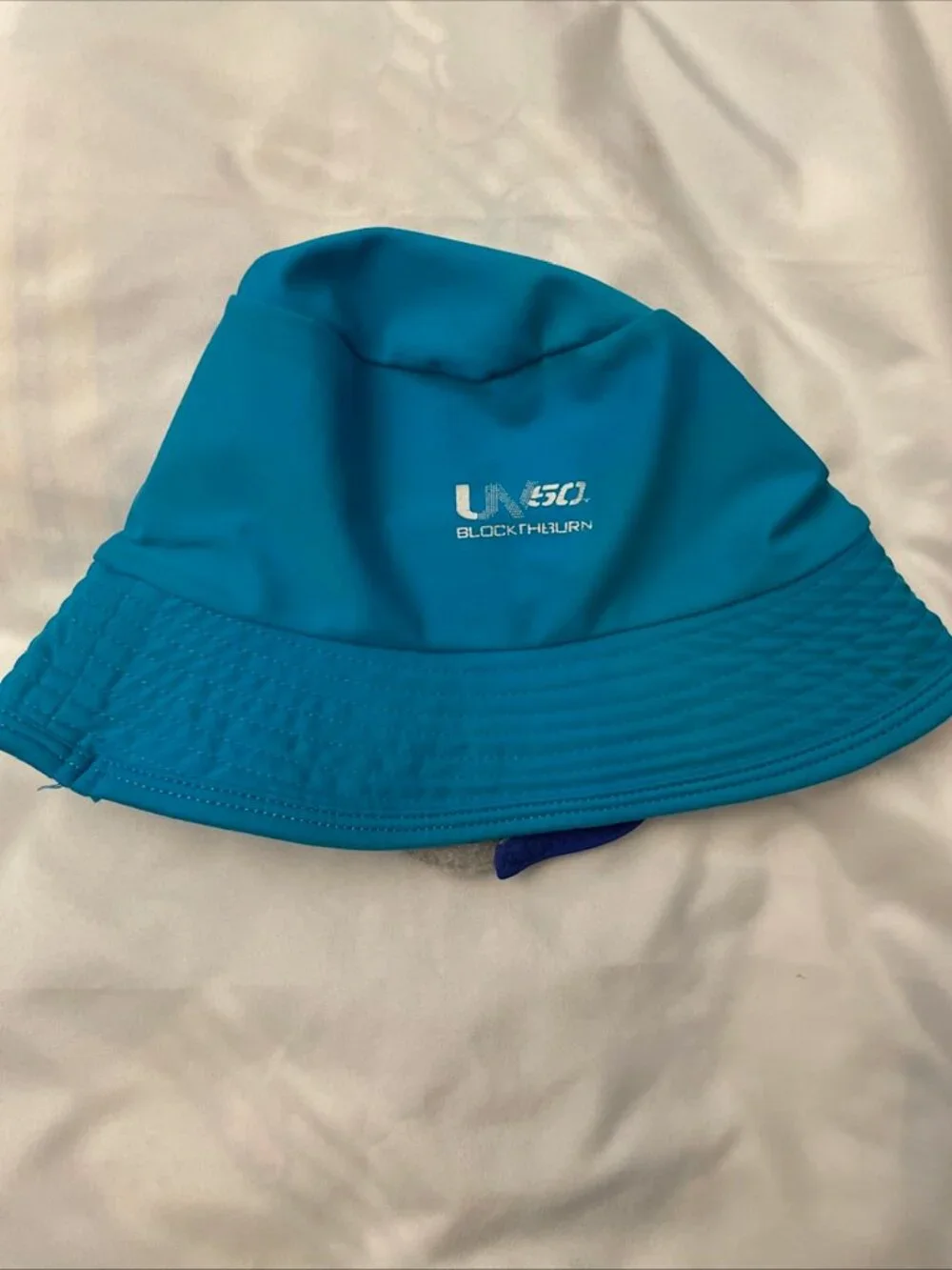 SPEEDO Block The Burn UV50 Infant Swim Beach Bucket Hat Blue Size L/XL